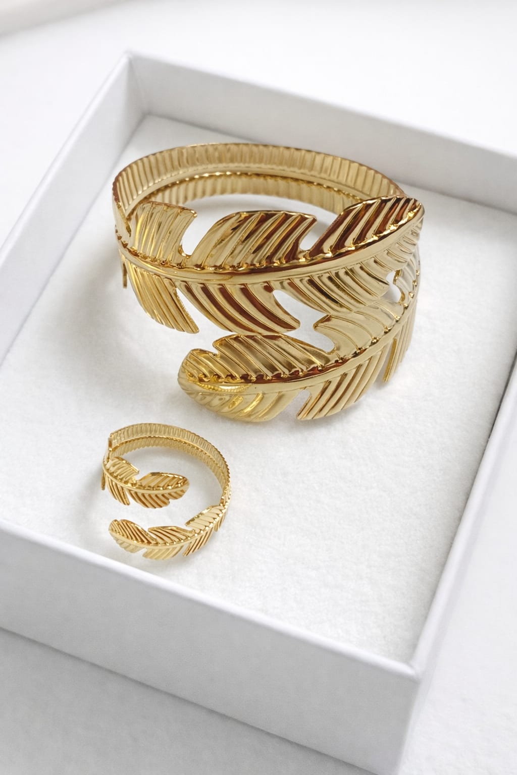 Gold Finish Leaf Design Bracelet &amp; Ring Set