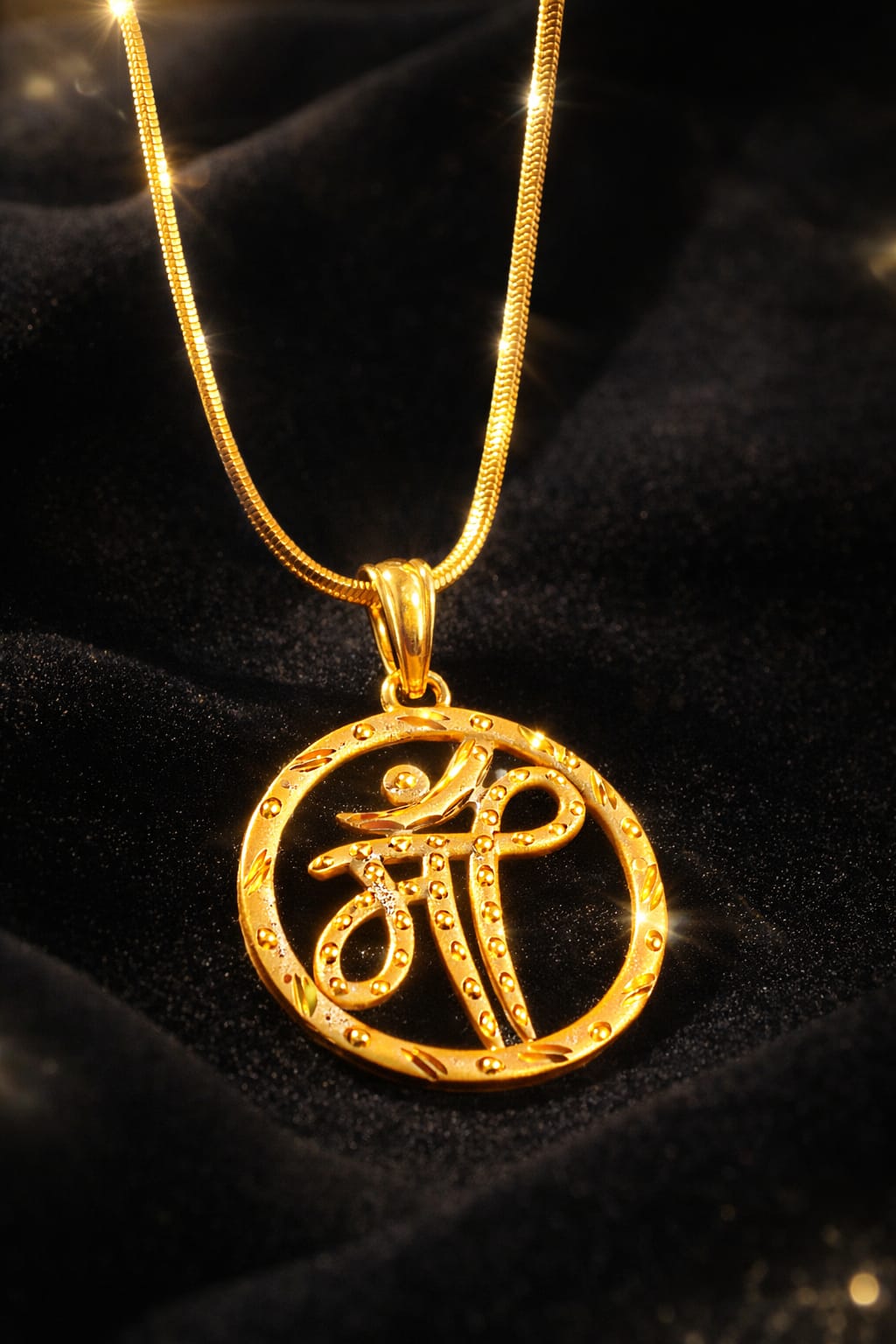 Golden Maa Circle Pendant Necklace - Image 1